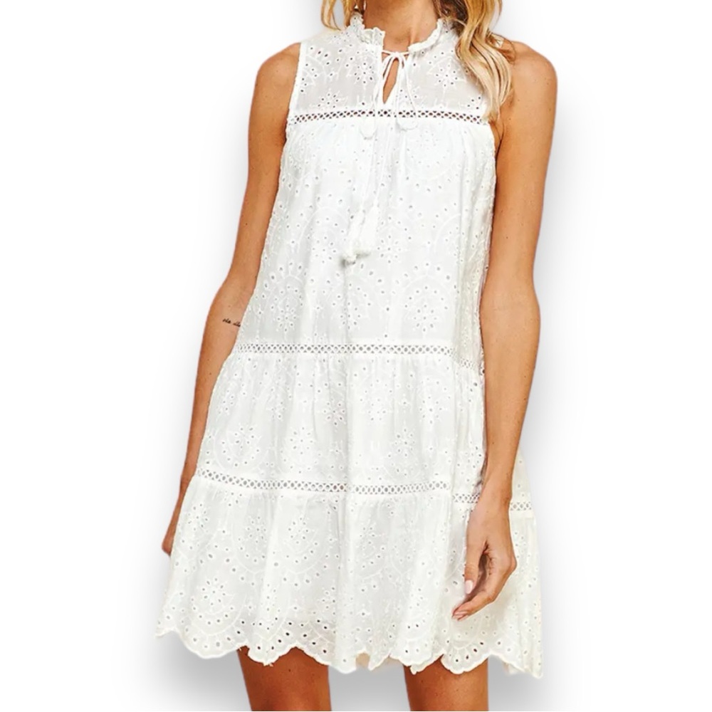 Pinch Sleeveless White Eyelet Summer Dress